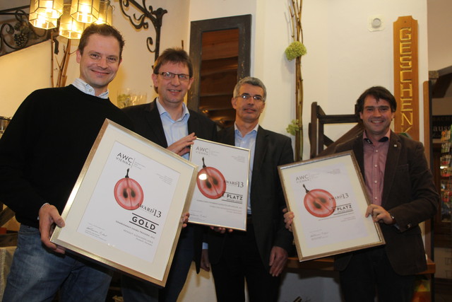 Guld vinder Alexander Laible International Wine Trophy 2013 i AWC Vienna og i bedste klasse af vinproducenter i Europa. Køb hans vine i vinbutikken.dk